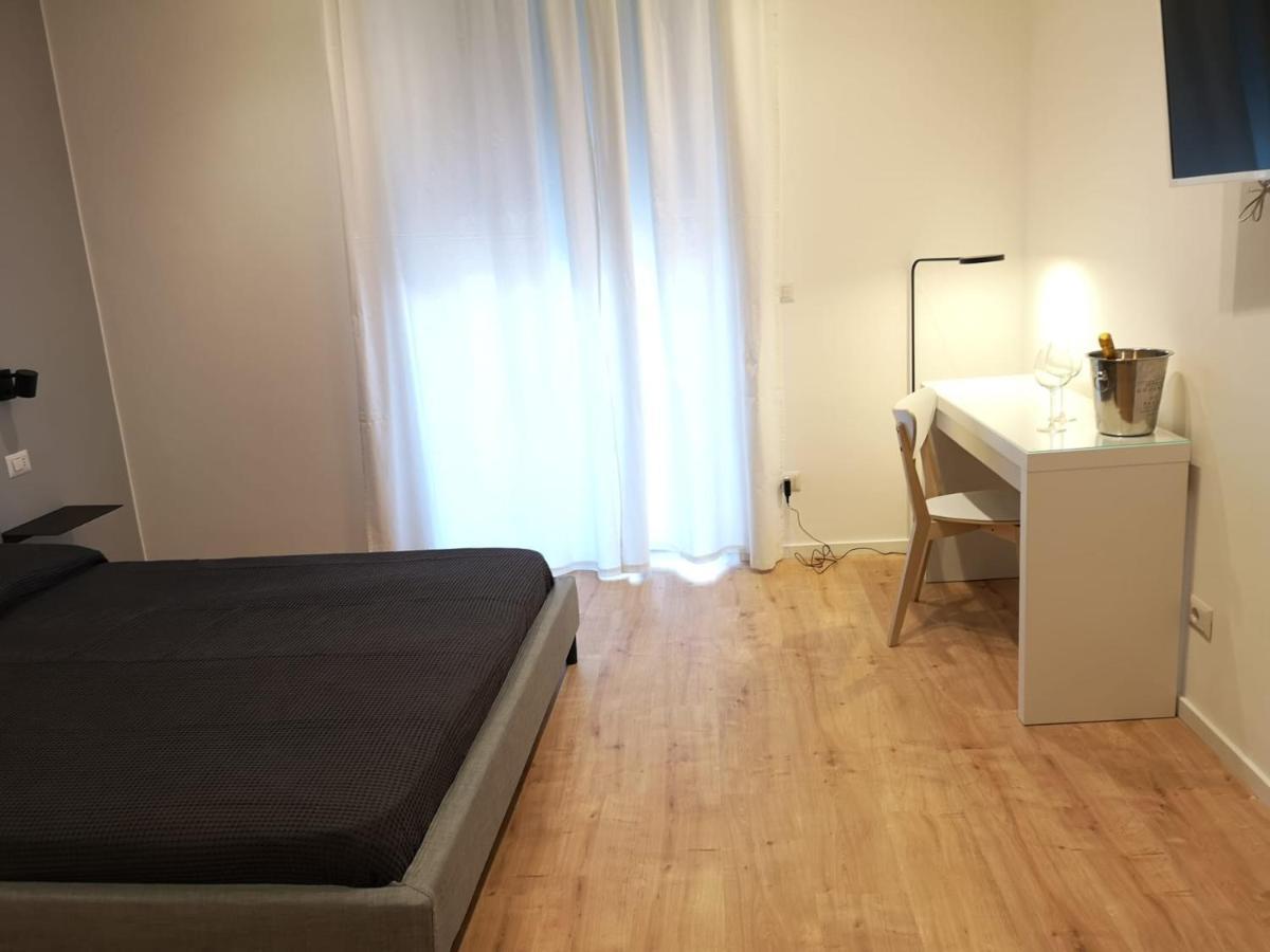 Armisi B&B Catánia Buitenkant foto