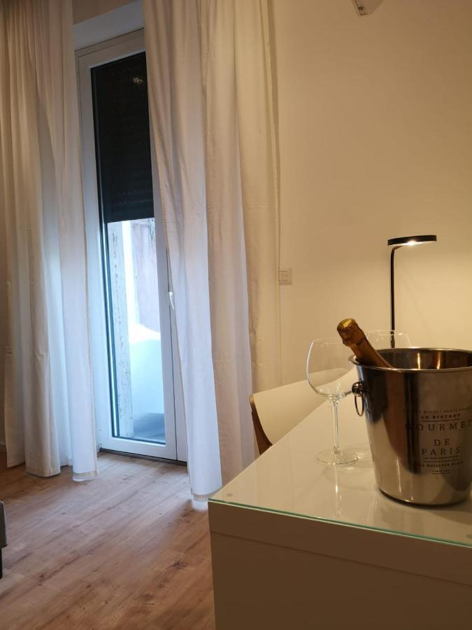 Armisi B&B Catánia Buitenkant foto