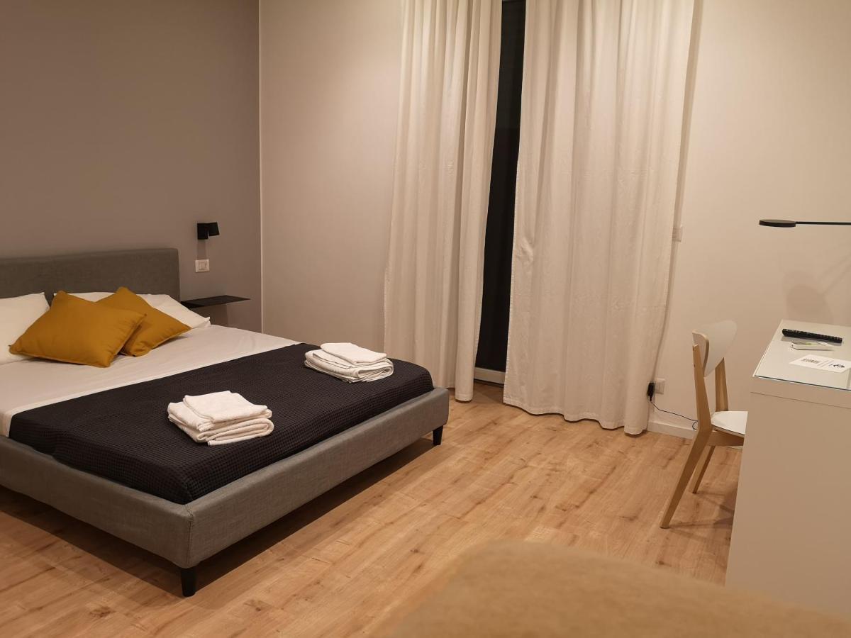 Armisi B&B Catánia Buitenkant foto